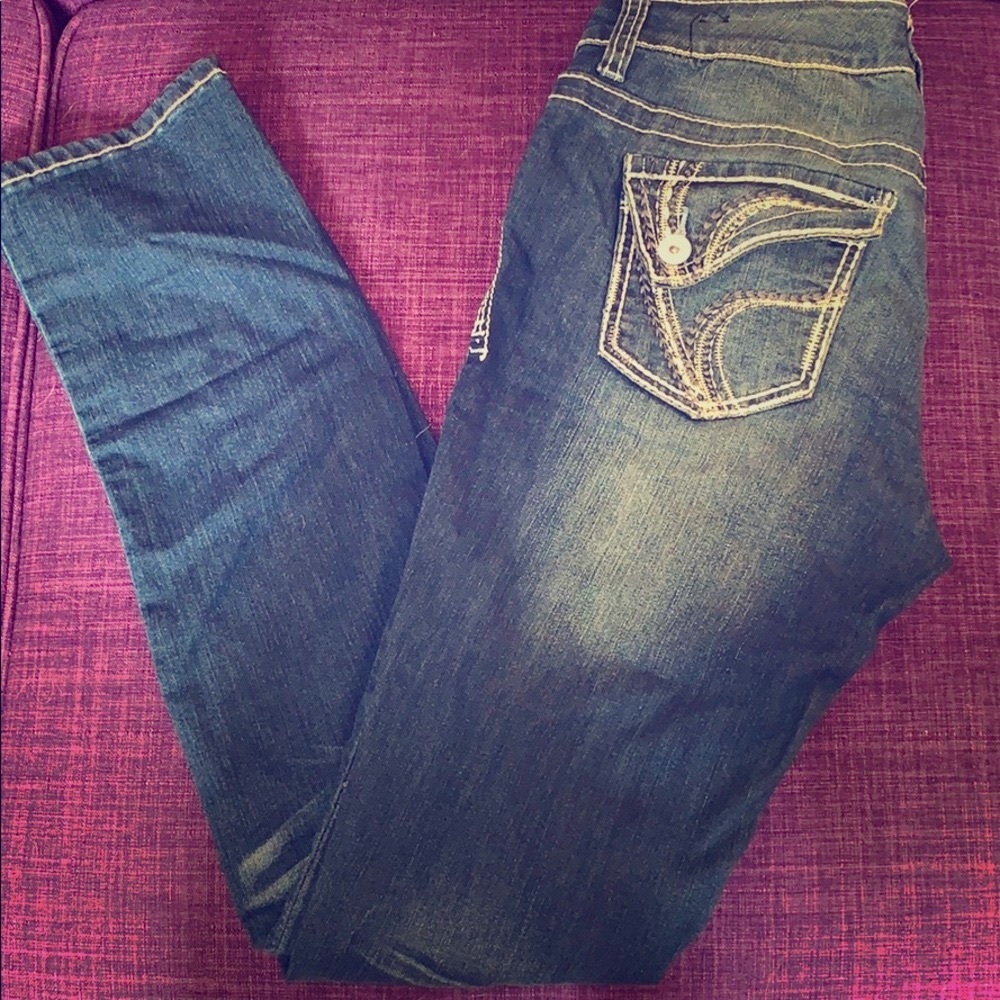 Ariya Jeans